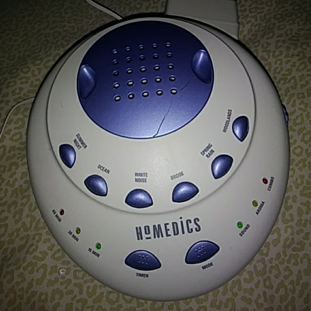 Homedics noise maker and aromatherapy diffuser
